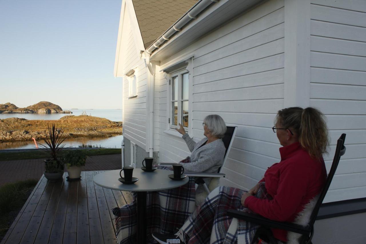 Frugga Feriehus Og Leilighet Straumsjoen Exterior photo